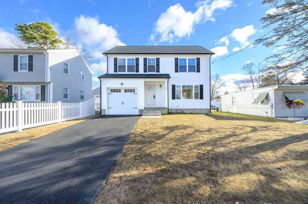 Homes For Sale - 39 Wallace<br/> Springfield, MA 01119