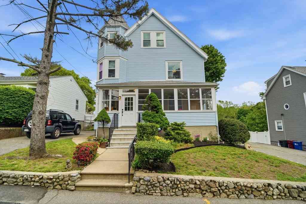 Multifamily For Rent - 25 Cumner Ave<br/> Melrose, MA 02176