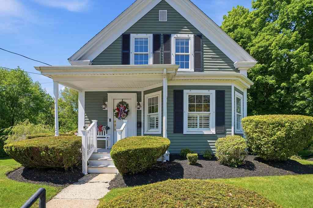 Multifamily For Rent - 25 Linwood St<br/> Holbrook, MA 02343