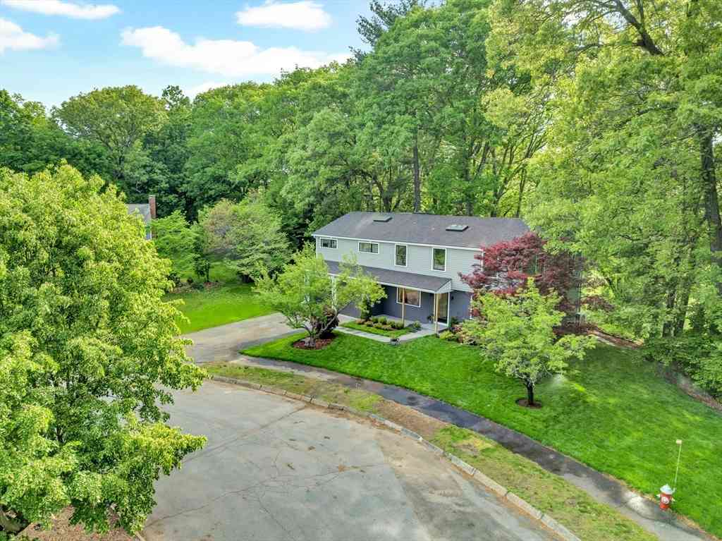 Homes For Sale - 39 Winslow St<br/> Concord, MA 01742