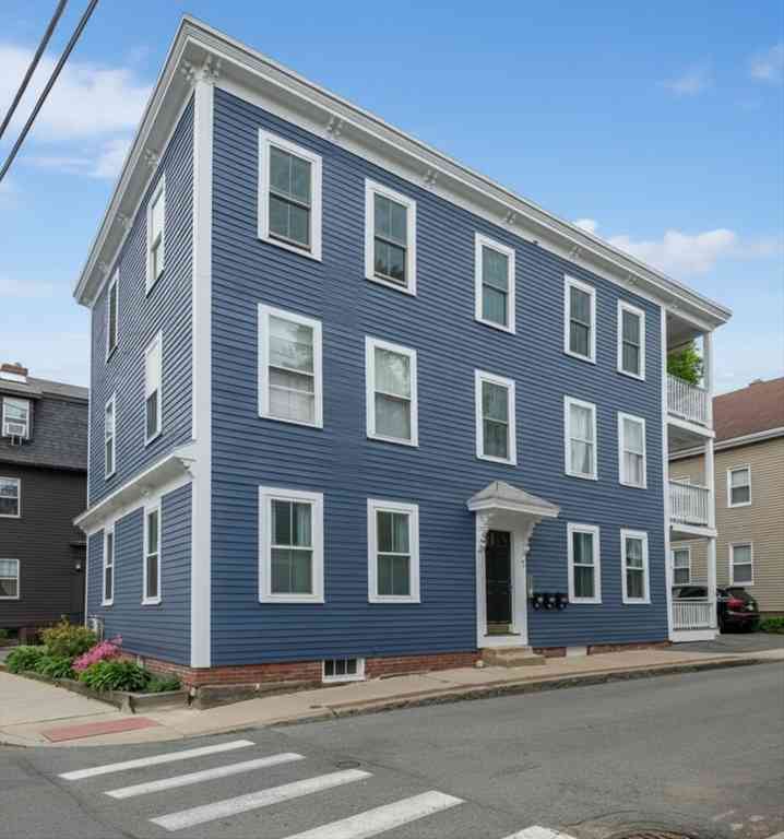 Condo For Sale - 1 Turner St #1<br/> Salem, MA 01970