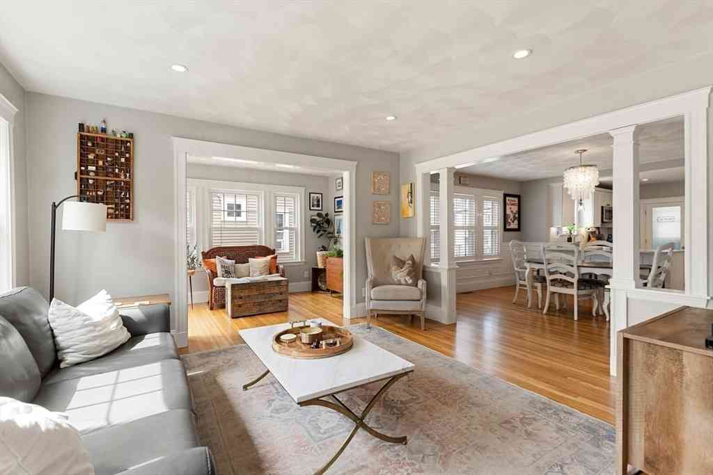 Condo For Sale - 36 Ashland #36<br/> Middlesex County, Medford, MA 02155
