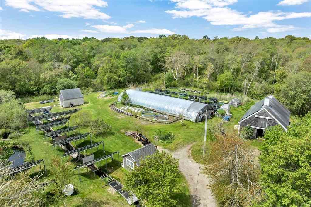 Homes For Sale - 2231 Meetinghouse Way<br/> Barnstable County, Barnstable, MA 02668