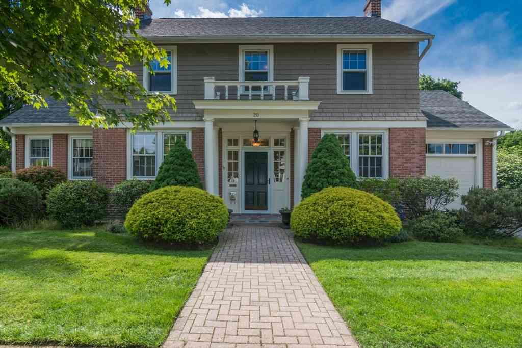 Homes For Sale - 20 Wenonah Pl<br/> Longmeadow, MA 01106