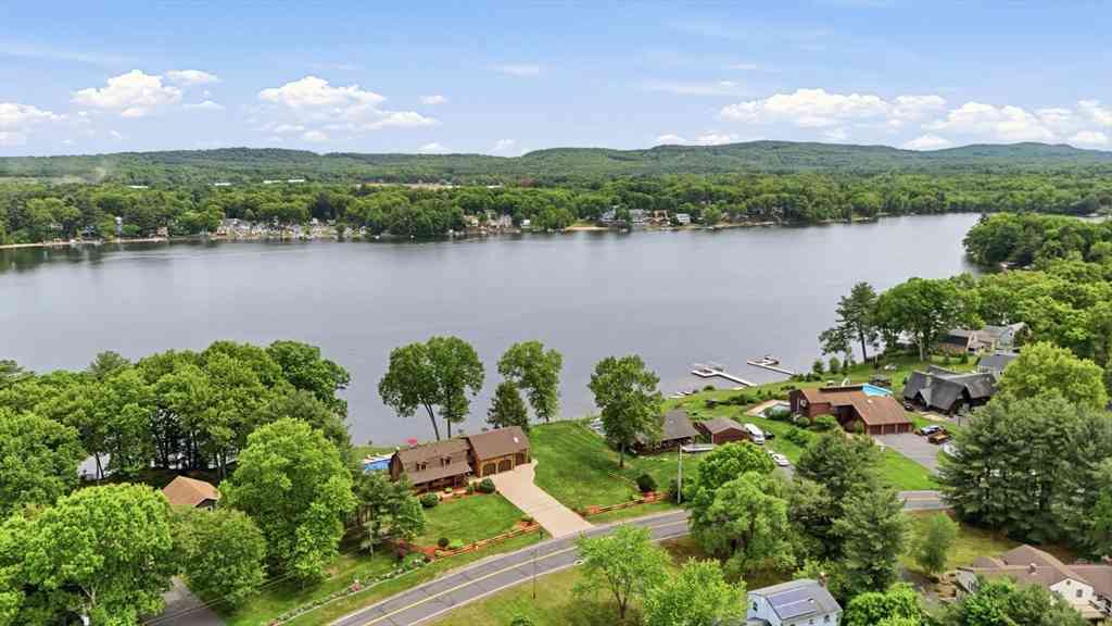 Homes For Sale - 94 Berkshire Ave<br/> Southwick, MA 01077