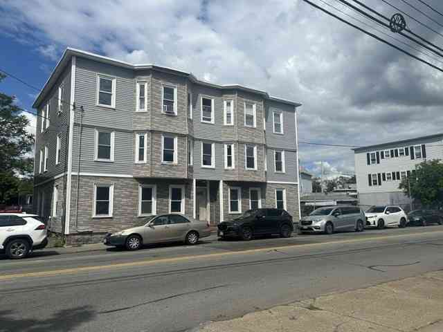 Apartment For Rent - 754 Lakeview Avenue #2LEFT<br/> Lowell, MA 01850