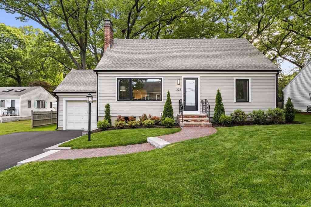 Homes For Sale - 323 Ridge St<br/> Arlington, MA 02474