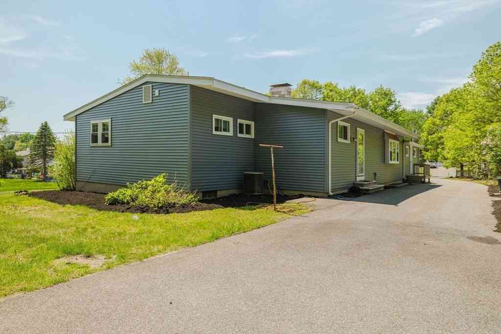Homes For Sale - 33 Margaret Rd<br/> Taunton, MA 02718
