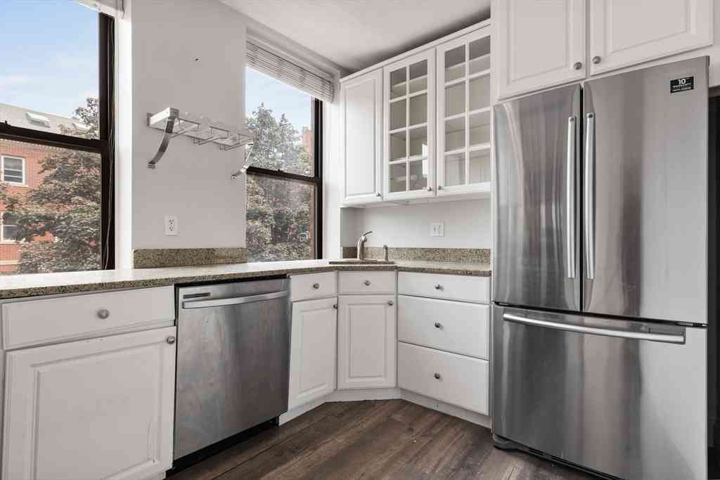 Condo For Rent - 30 Main St #12<br/> Boston, MA 02129