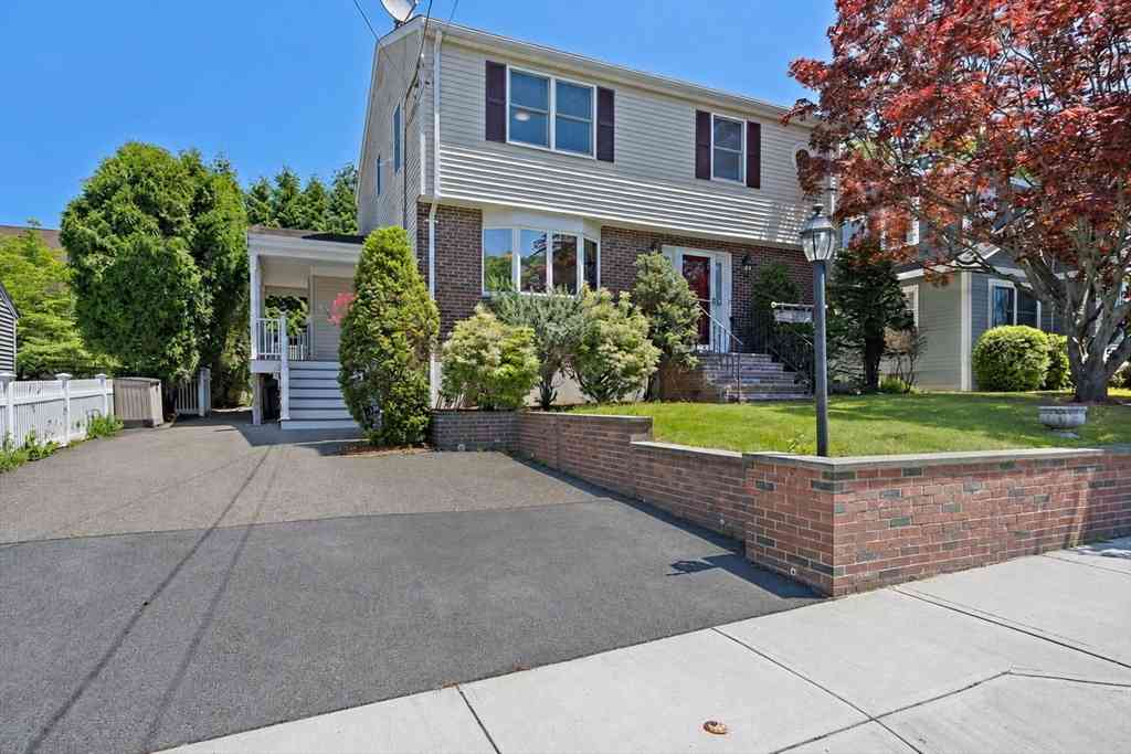 Homes For Sale - 76 Shawmut St<br/> Quincy, MA 02169