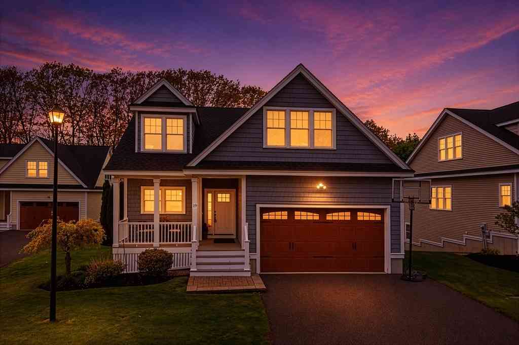 Condo For Sale - 19 Edmunds Cove #19<br/> Danvers, MA 01923