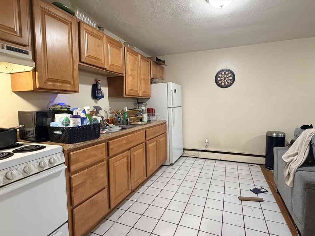 Apartment For Rent - 1238 Commonwealth Ave #16<br/> Boston, MA 02134