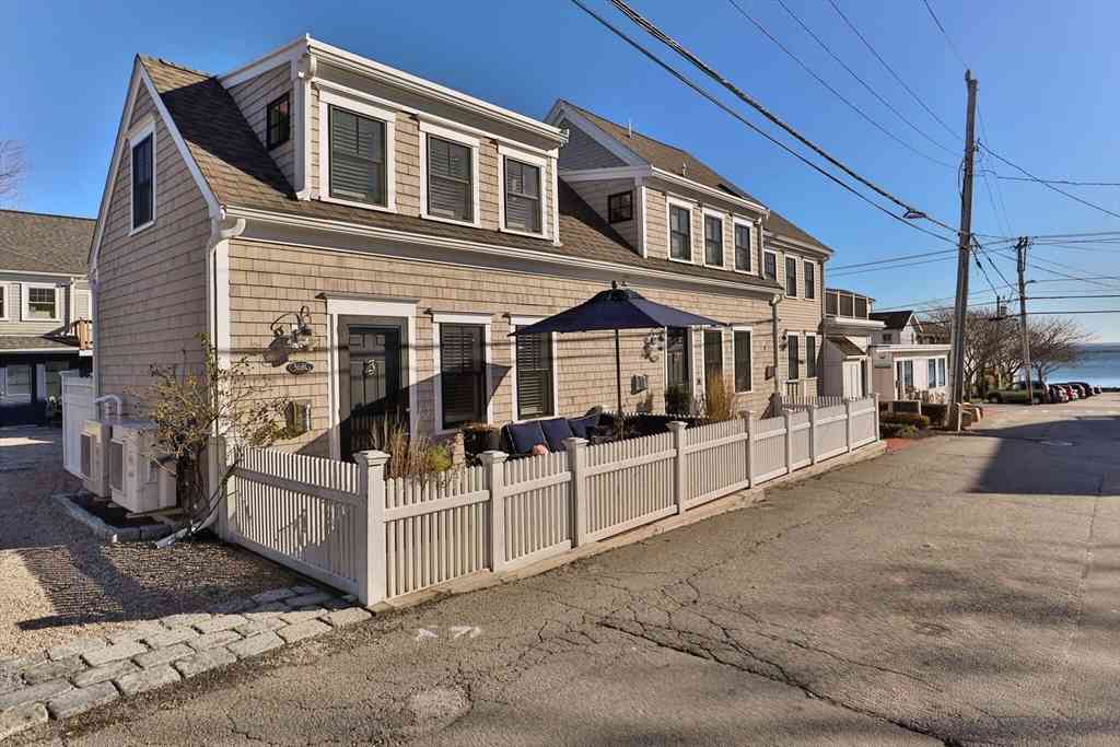 Condo For Sale - 368 Commercial Street #UNIT G<br/> Barnstable County, Provincetown, MA 02657