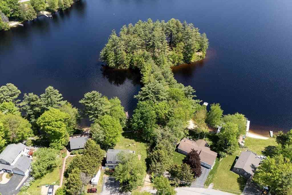 Homes For Sale - 110 West Shore Drive<br/> Worcester County, Ashburnham, MA 01430
