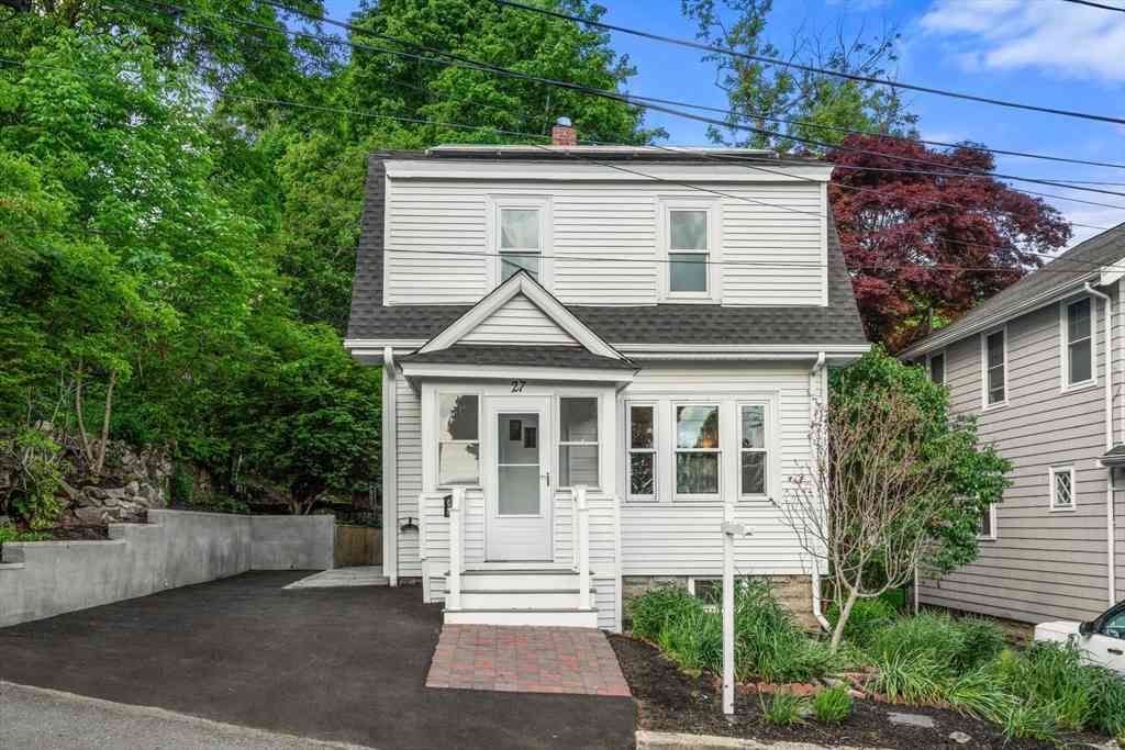 Homes For Sale - 27 Governor Rd<br/> Arlington, MA 02474