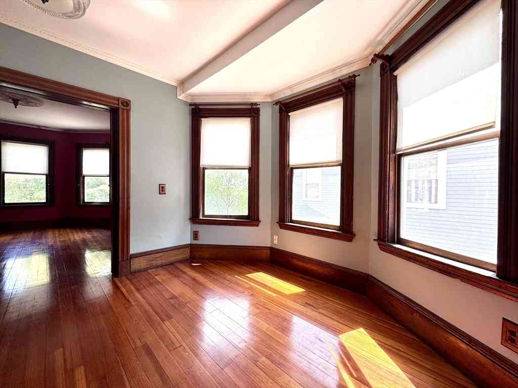 Apartment For Rent - 104 Hancock #-<br/> Somerville, MA 02144