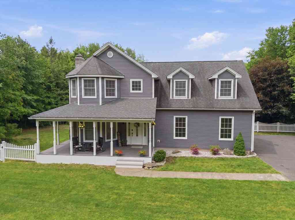 Homes For Sale - 153 Fred Jackson Rd<br/> Southwick, MA 01077