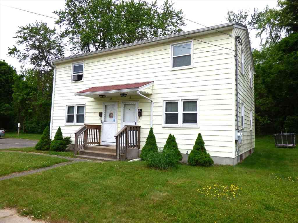 Homes For Rent - 16-18 Daniel St<br/> Springfield, MA 01151