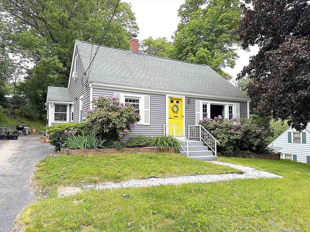 Homes For Sale - 23 Cowden Street<br/> Worcester, MA 01603
