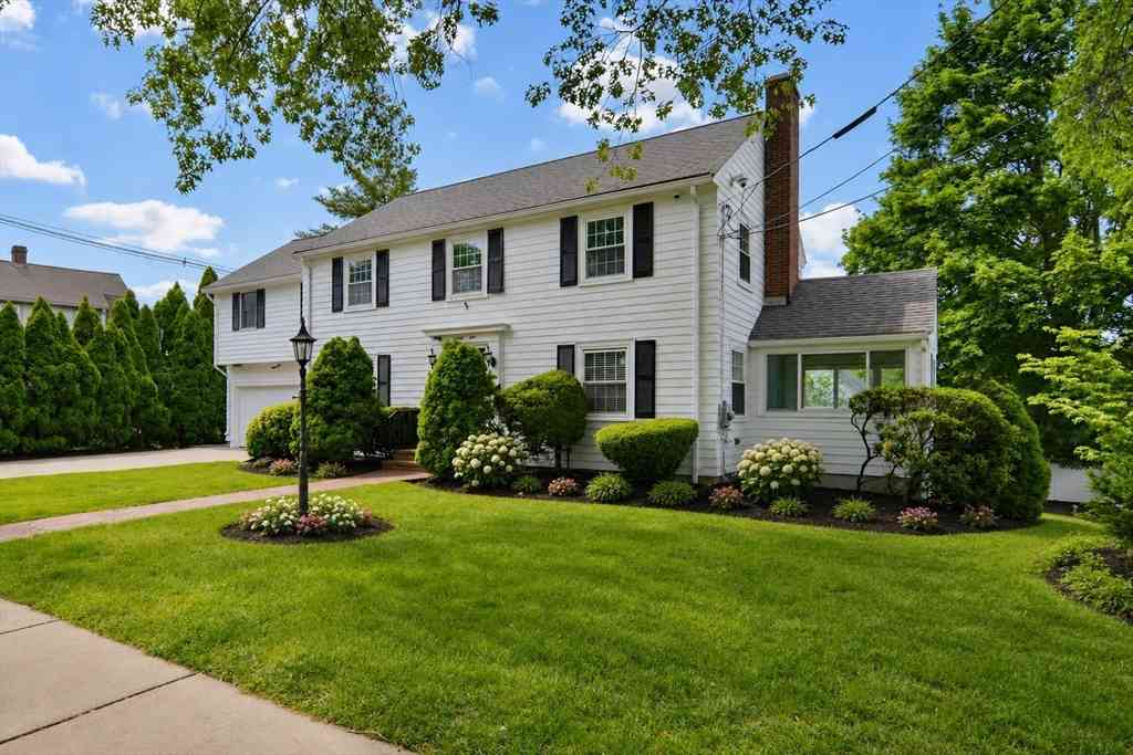 Homes For Sale - 81 Brettwood Road<br/> Belmont, MA 02478