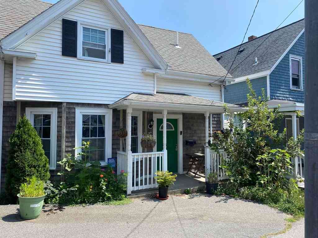 Homes For Sale - 8 May St<br/> Beverly, MA 01915