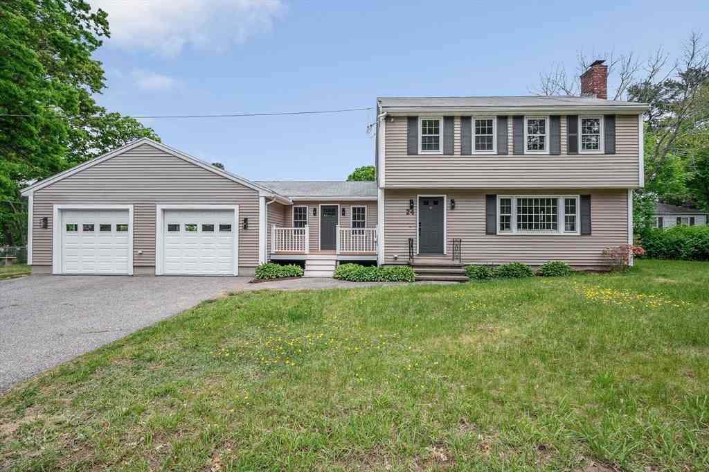 Homes For Sale - 24 Saint Marys Road<br/> Middlesex County, Tewksbury, MA 01876