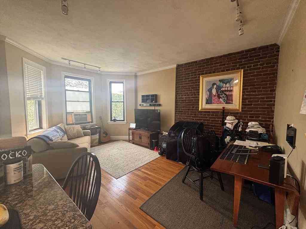 Condo For Rent - 111 Jersey St #19<br/> Boston, MA 02215