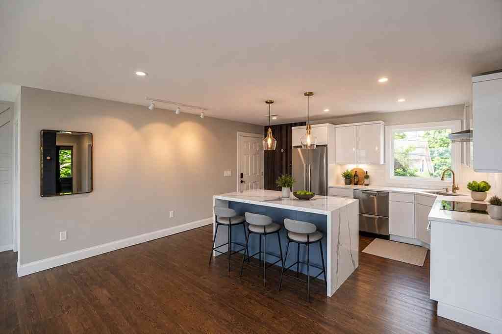 Condo For Rent - 82 Webb St #2L<br/> Salem, MA 01970