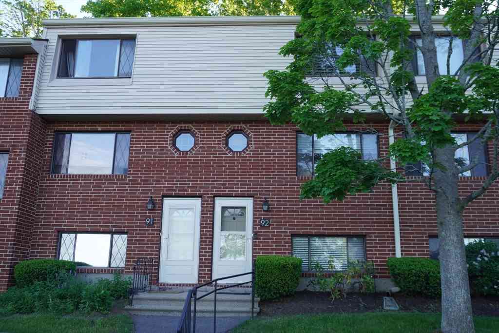 Condo For Sale - 92 Sterling Lane #92<br/> Haverhill, MA 01835