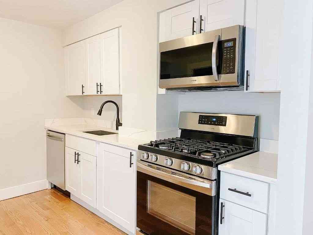 Apartment For Rent - 13 Margaret Street #3<br/> Boston, MA 02113