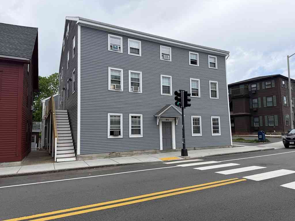 Homes For Rent - 84 Cabot St #14<br/> Beverly, MA 01915