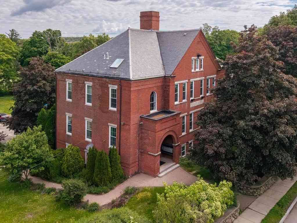 Condo For Sale - 160 Salem Street #201<br/> Haverhill, MA 01835