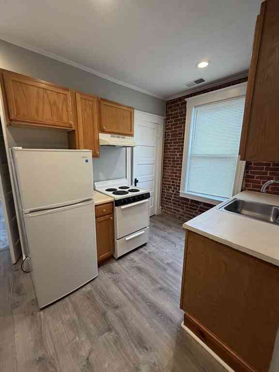 Apartment For Rent - 250 Washington St #7<br/> Salem, MA 01970