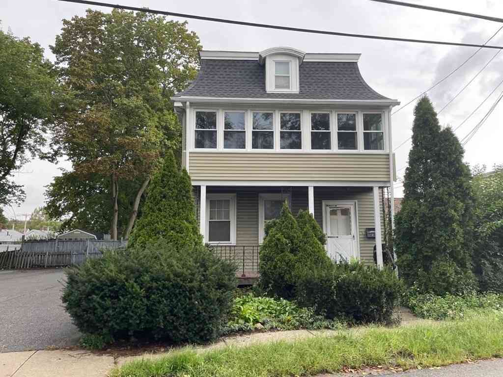 Condo For Rent - 9 Guinan Street #1<br/> Waltham, MA 02451
