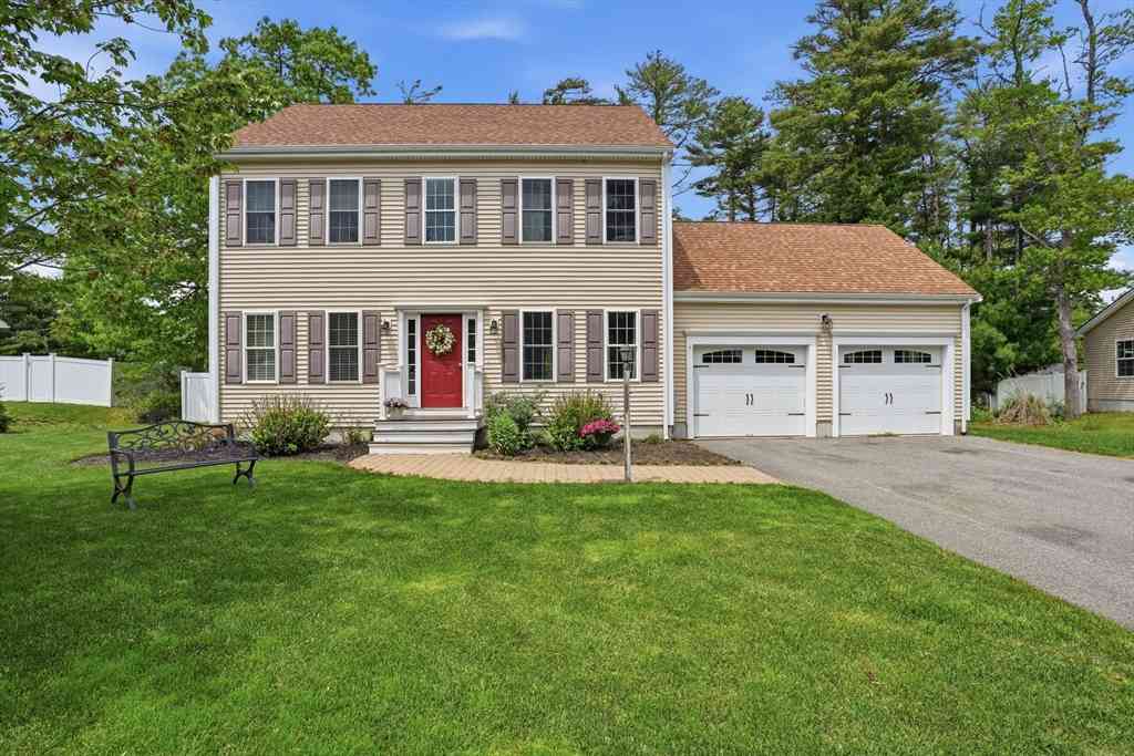 Homes For Sale - 7 Whispering Pines Dr<br/> Plymouth, MA 02360