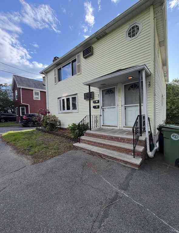 Apartment For Rent - 41 Townly Rd #1<br/> Watertown, MA 02472