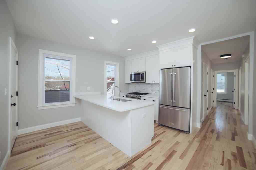 Apartment For Rent - 10 Duffley Court #2<br/> Brookline, MA 02467