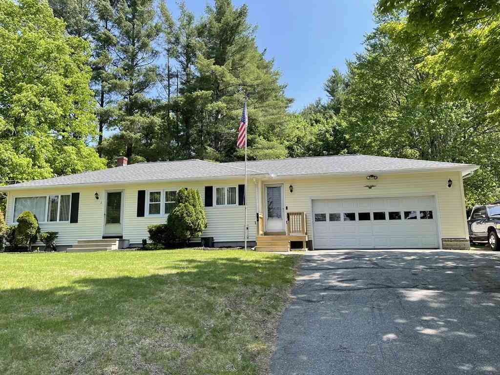 Homes For Sale - 2 Elizabeth Street<br/> Palmer, MA 01069