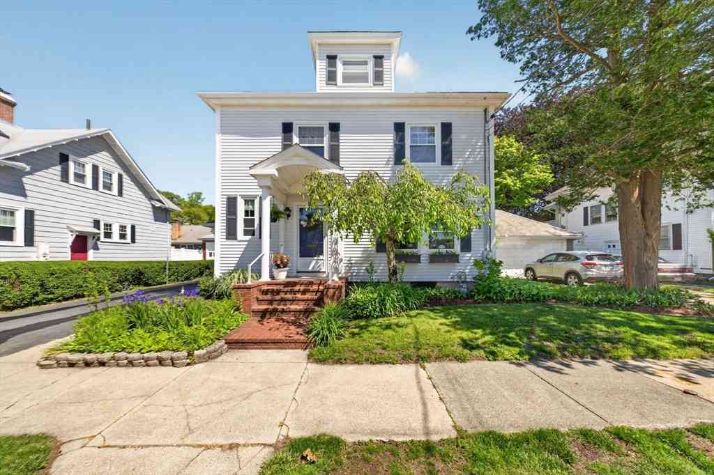 Homes For Sale - 119 Plymouth St<br/> New Bedford, MA 02740