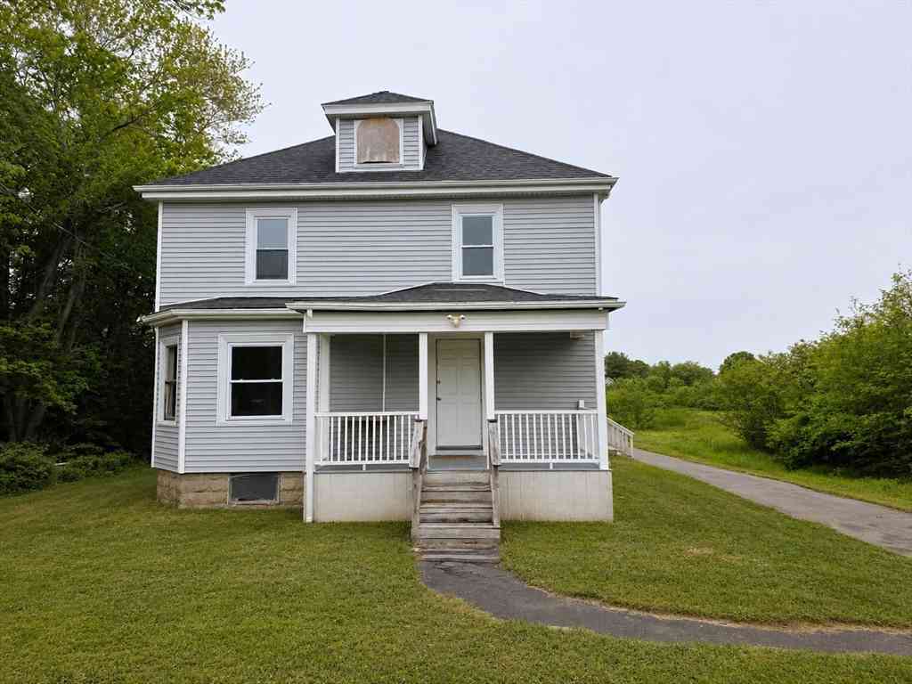 Homes For Rent - 294 Plymouth St<br/> Bridgewater, MA 02324