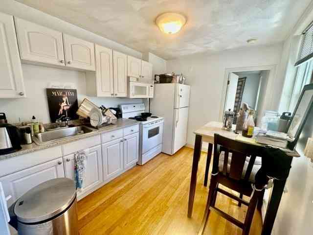 Apartment For Rent - 19 Margaret #3<br/> Boston, MA 02113