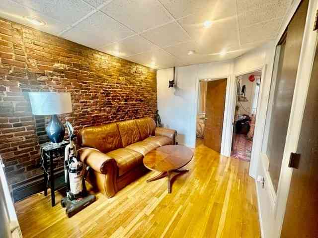 Apartment For Rent - 19 Margaret #4<br/> Boston, MA 02113