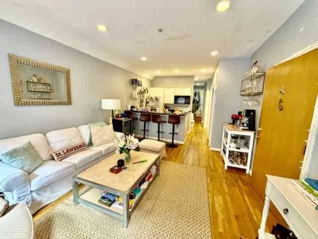 Apartment For Rent - 17 Thacher #1<br/> Boston, MA 02113