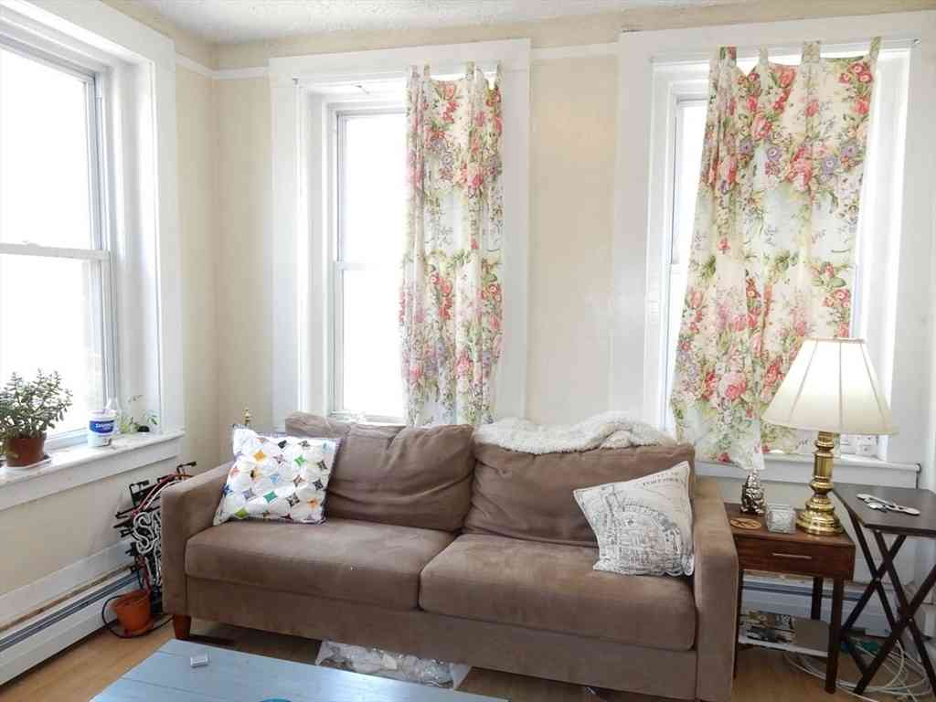 Apartment For Rent - 274 Cambridge St #3<br/> Boston, MA 02114