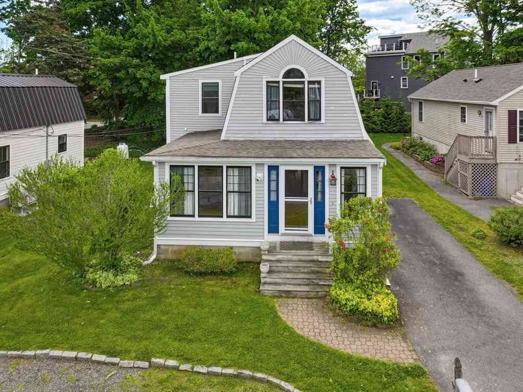 Homes For Sale - 17 East Ave<br/> Plymouth County, Kingston, MA 02364