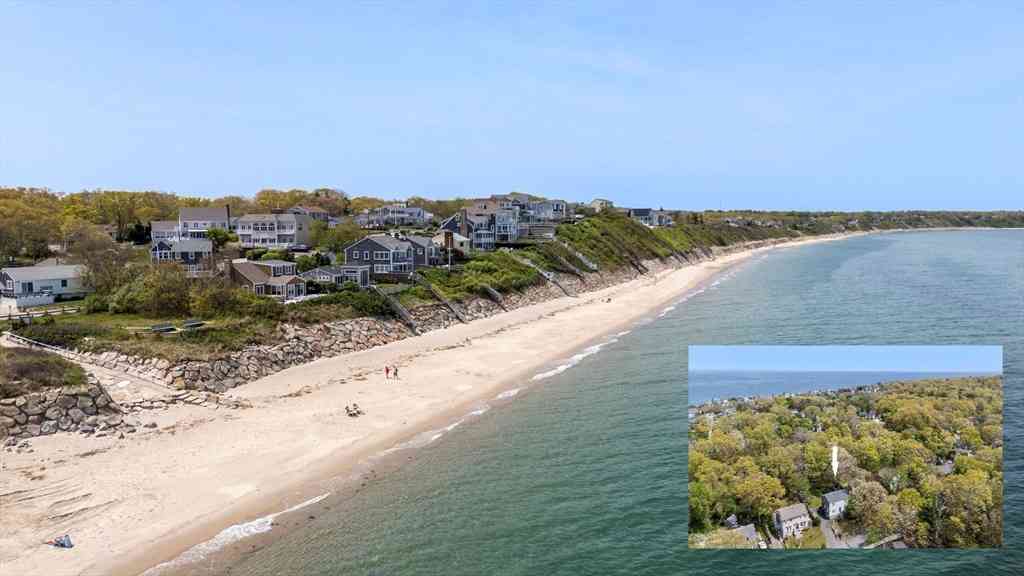 Homes For Sale - 64 Winthrop Rd<br/> Plymouth, MA 02360