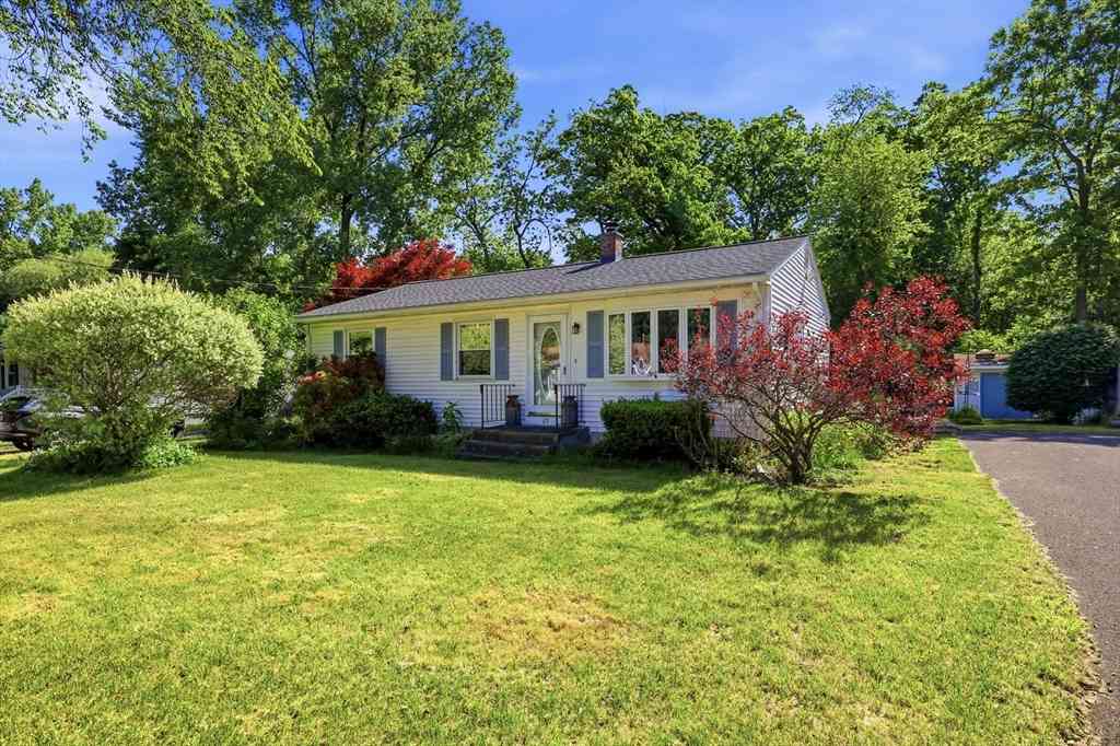 Homes For Sale - 29 Hudson St.<br/> Springfield, MA 01118