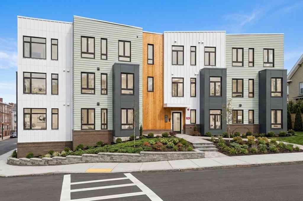 Condo For Sale - 34 Oak Street #303<br/> Boston, MA 02136