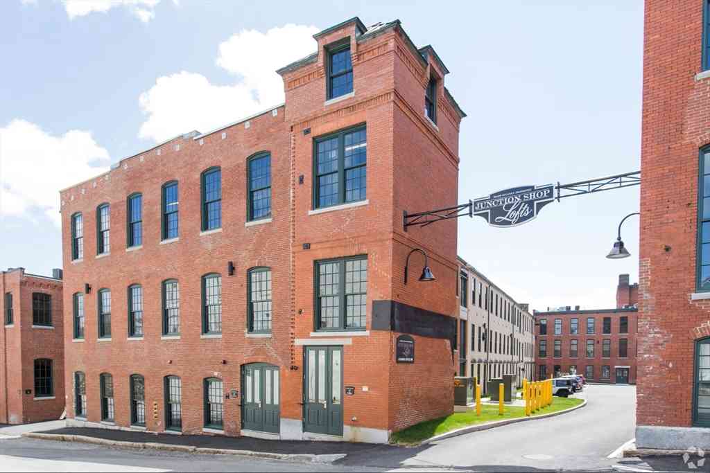 Apartment For Rent - 64 Beacon  Street #B-406<br/> Worcester, MA 01608