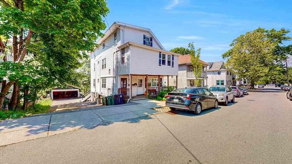 Condo For Rent - 29 Fifield St #29<br/> Watertown, MA 02472